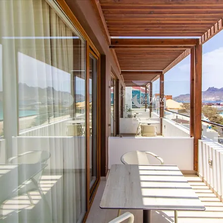 Luna Boutique Hotel Mindelo Exterior photo